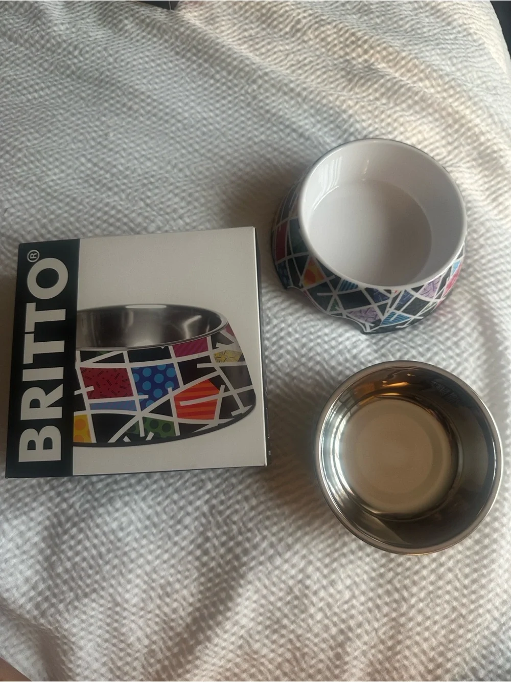 Britto material stainless